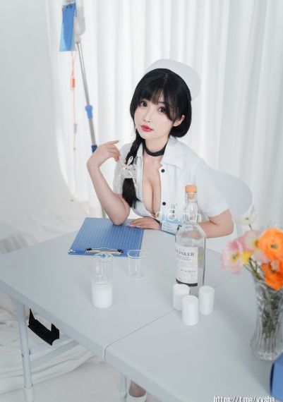 纳粹女魔头11部纳粹飞鲨